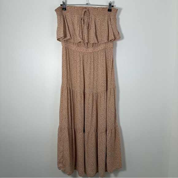 American Eagle Women’s Strapless Floral Midi Ruffle Dress Size M - Picture 3 of 8